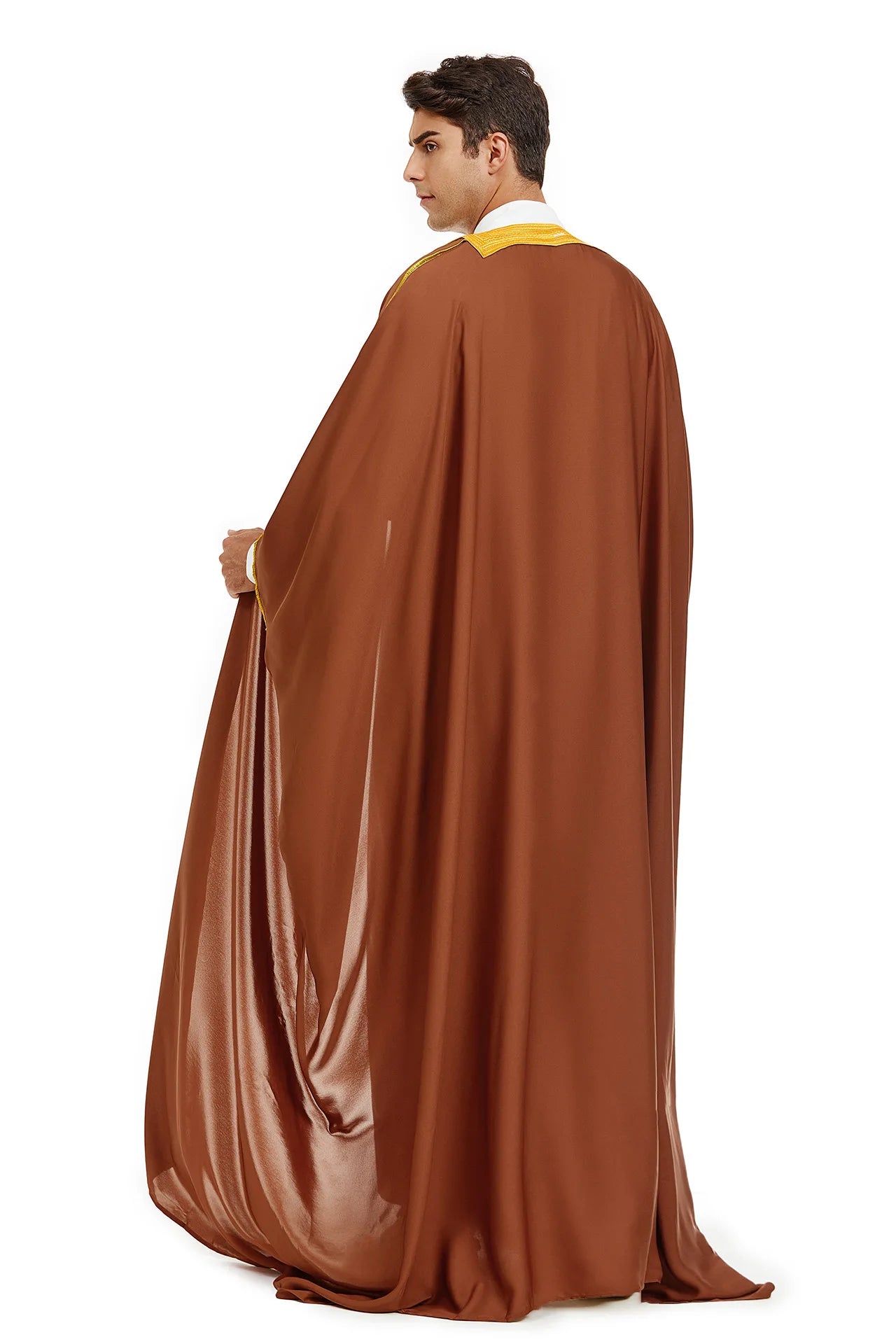 Men Saudi Embroidered Bisht