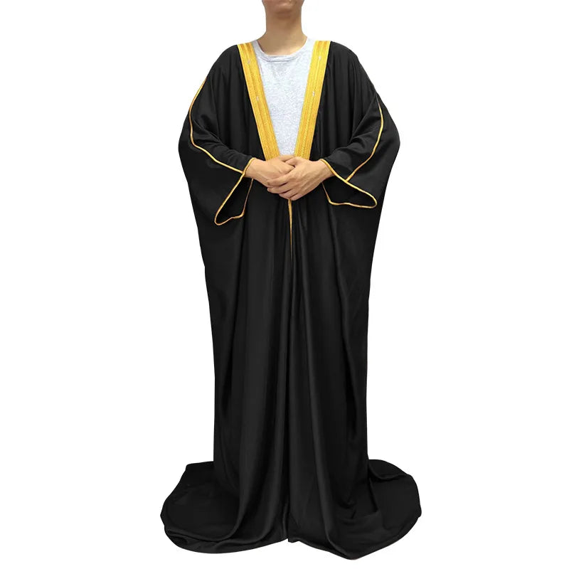 Men Saudi Embroidered Bisht
