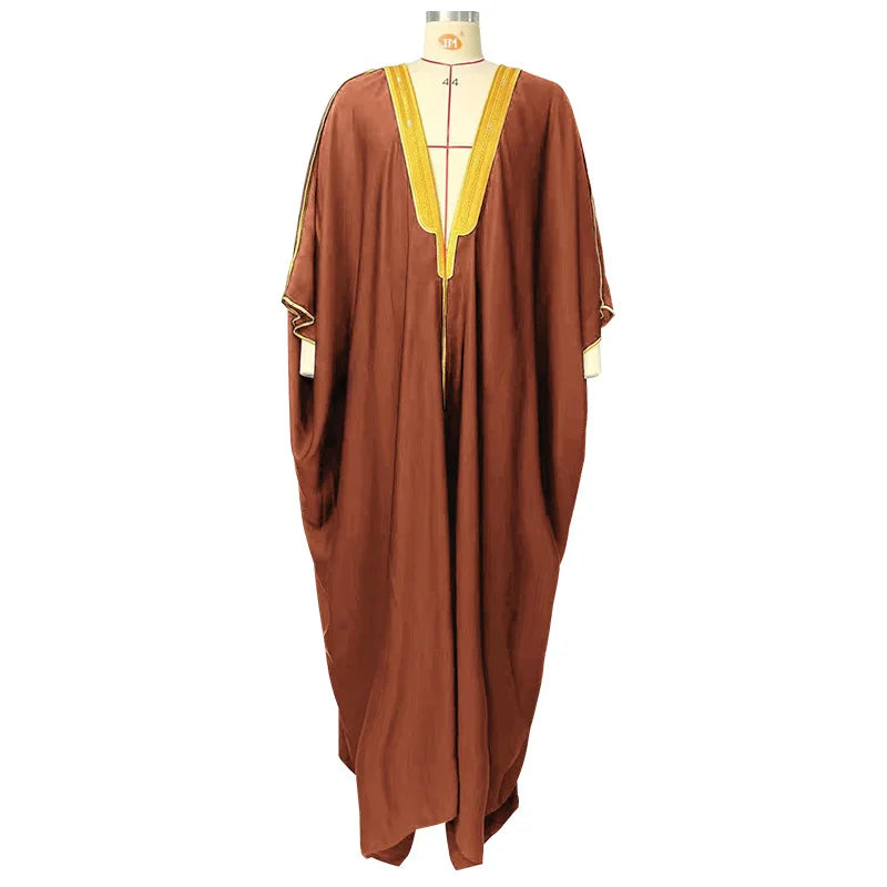 Men Saudi Embroidered Bisht